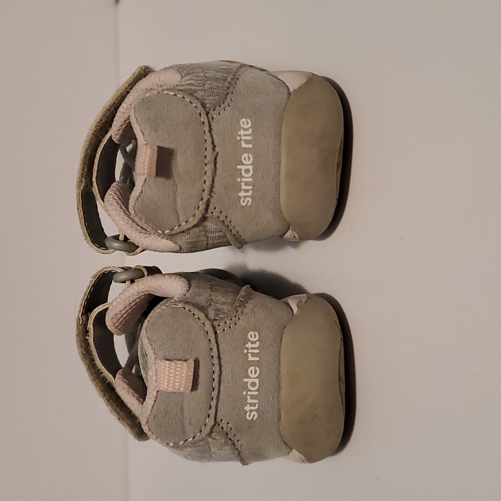 Stride Rite, toddler tennis shoes, silver and pink, Toddler size 6 - Picture 3 of 6